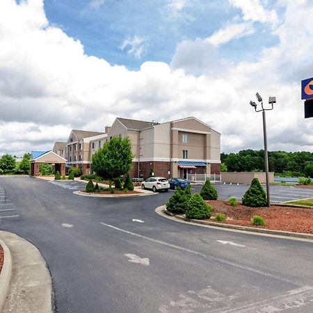 Comfort Inn & Suites Hillsville I-77 Exteriér fotografie