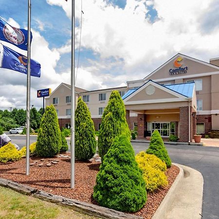 Comfort Inn & Suites Hillsville I-77 Exteriér fotografie