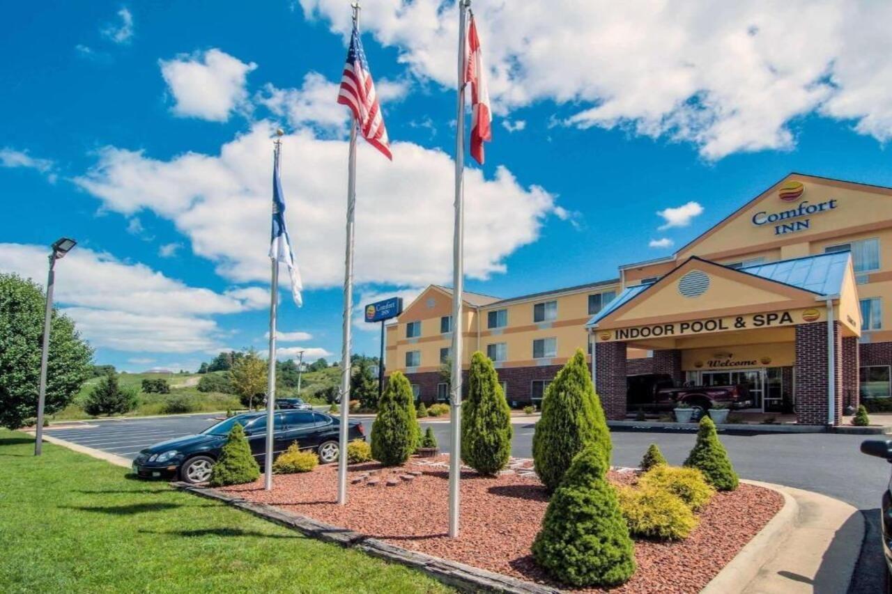 Comfort Inn & Suites Hillsville I-77 Exteriér fotografie