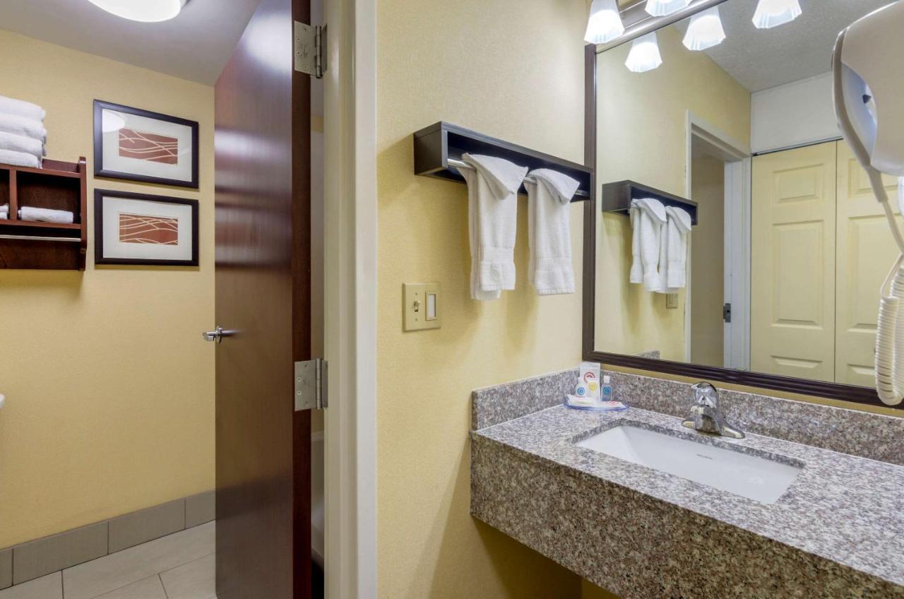 Comfort Inn & Suites Hillsville I-77 Exteriér fotografie
