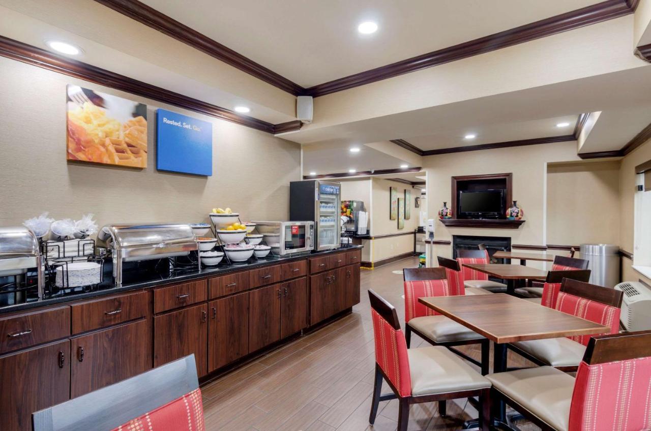 Comfort Inn & Suites Hillsville I-77 Exteriér fotografie