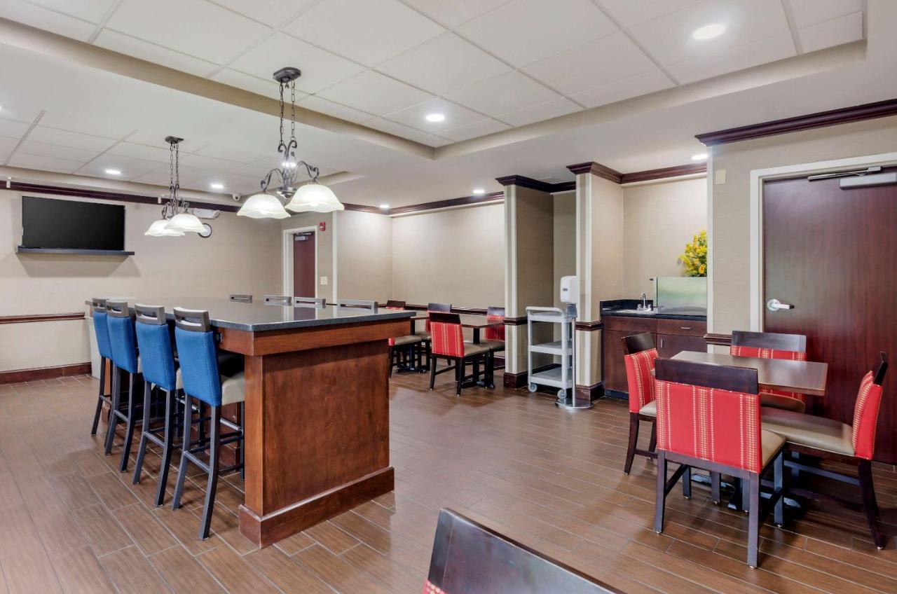 Comfort Inn & Suites Hillsville I-77 Exteriér fotografie