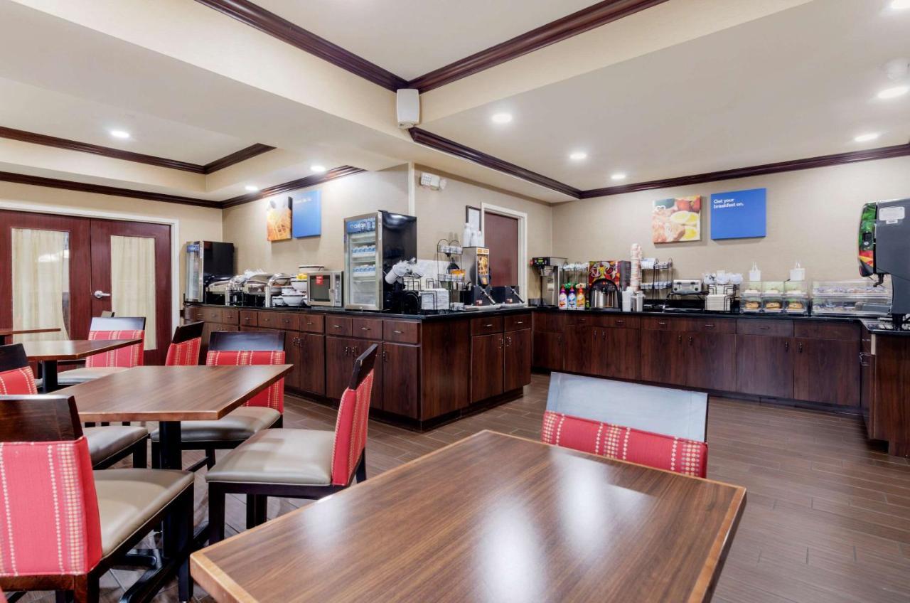 Comfort Inn & Suites Hillsville I-77 Exteriér fotografie