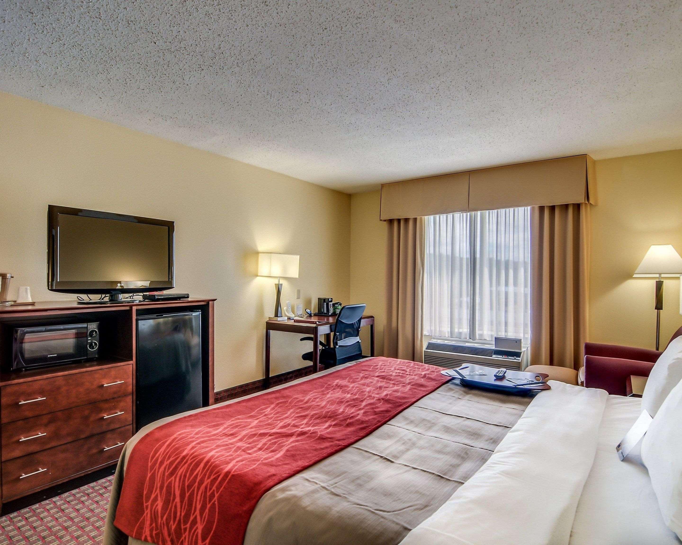 Comfort Inn & Suites Hillsville I-77 Exteriér fotografie