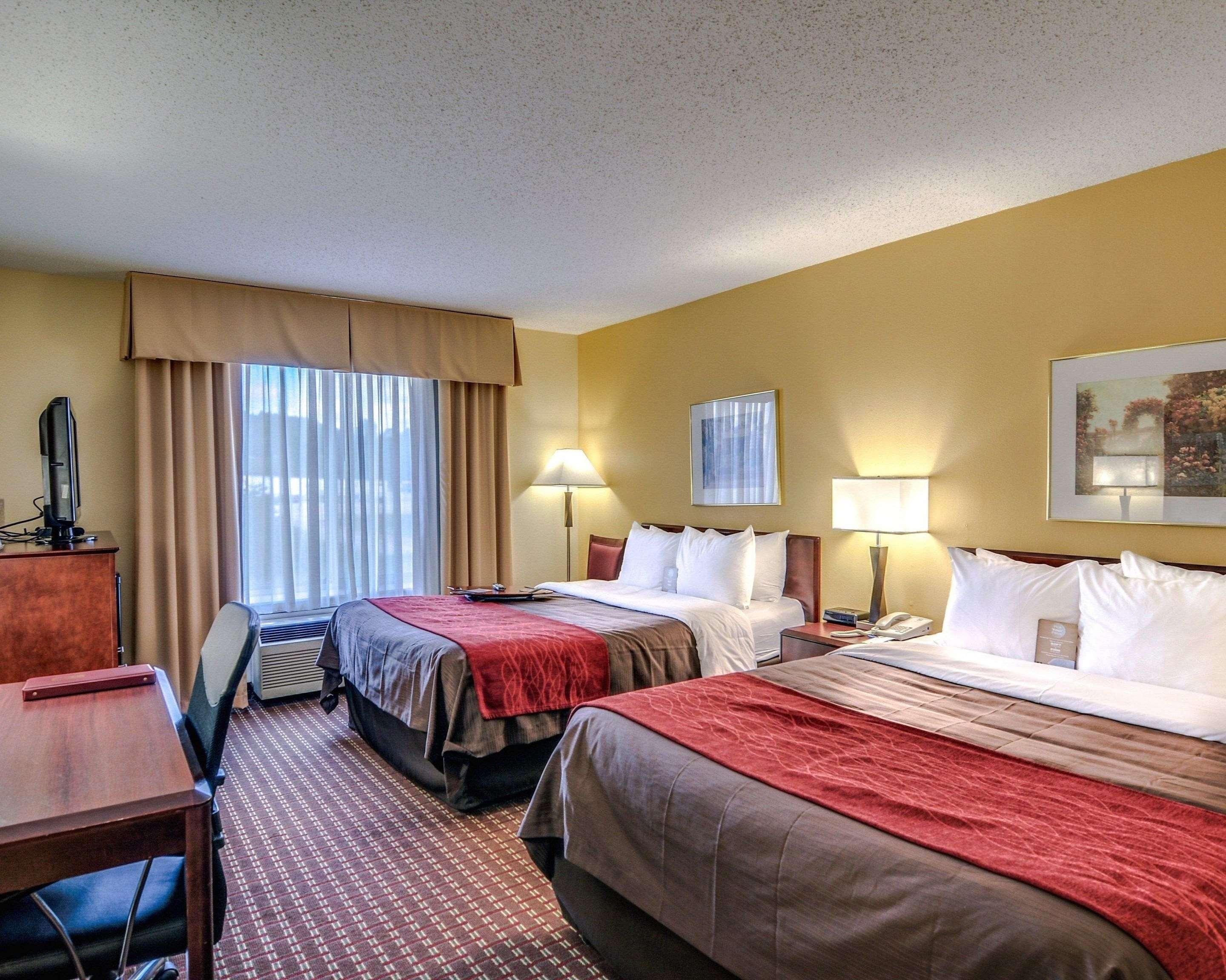 Comfort Inn & Suites Hillsville I-77 Exteriér fotografie