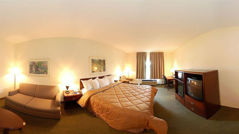 Comfort Inn & Suites Hillsville I-77 Exteriér fotografie